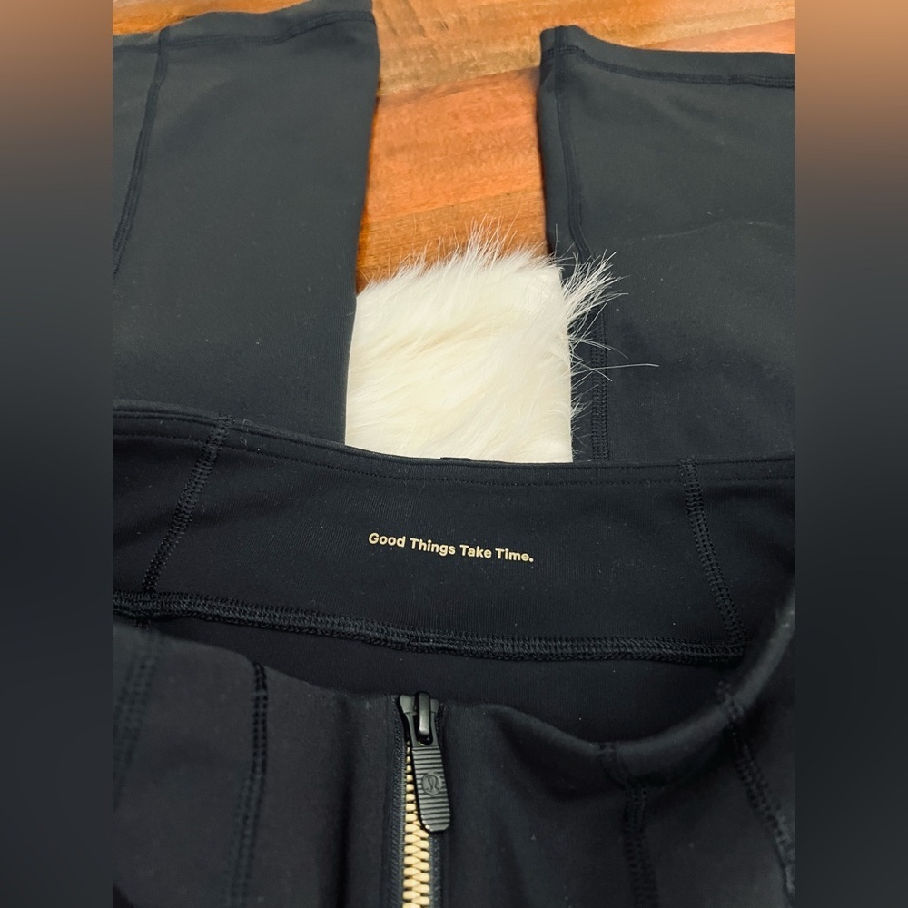 Lululemon Define Zip-Front High-Rise Flared Pant Black Size 4 Luon Yoga Leggings - Picture 8 of 9